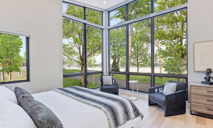 Mill Creek Casa | Black Pearl - New home with amazing lake views