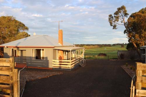 Camperdown Casa | Black Rock Cottage