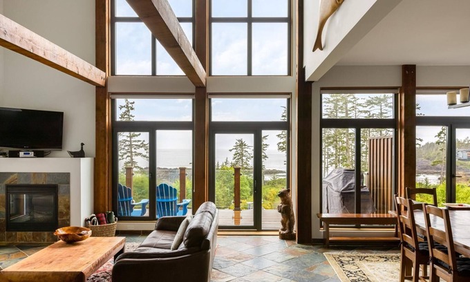 Ucluelet Casa | Black Rock Ridge