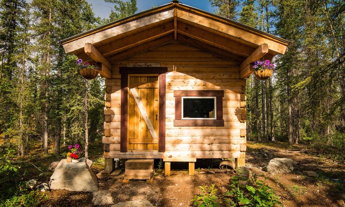 McCarthy Cabina | Blackburn Cabins