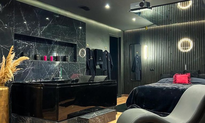 Sainte Marie - Saint Leon Apartamento | BlackRoom Suite de Luxe 50 Nuances de grey