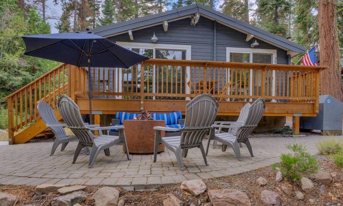 Tahoe City Casa | Blackwood Bungalow by Tahoe Getaways - West Shore Luxury 3 BR - Walk to Lake, Pet Okay
