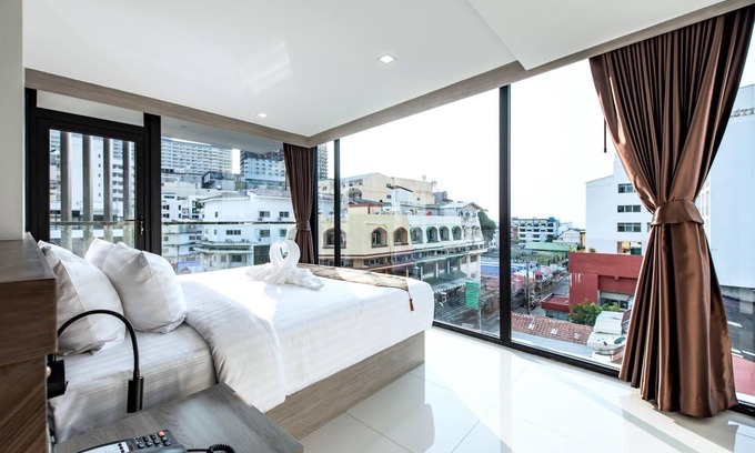 Central Pattaya Hotel | blackwoods Hotel Pattaya