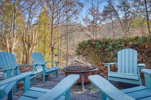 Blairsville Casa | Blairsville Cabin with Hot Tub on Nottely Lake!
