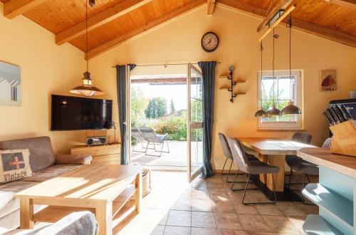 Muritz Casa | Blau am See -Ihr Ferienhaus am Jabelschen See