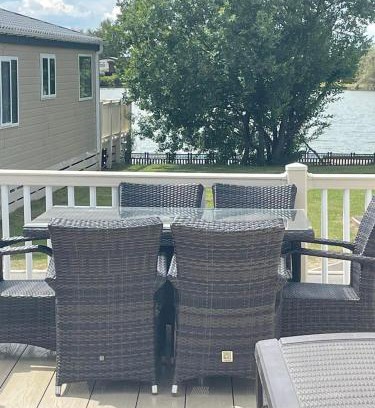 Dogdyke Casa | Blenheim Hot Tub Lodge