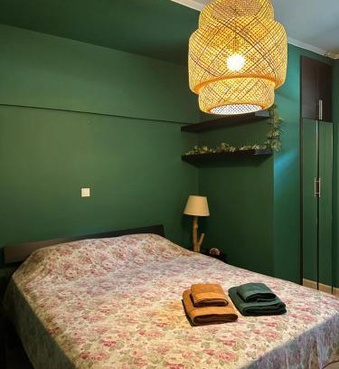 Oraiokastro Apartamento | Blessings Apartment with Private Garden and Parking