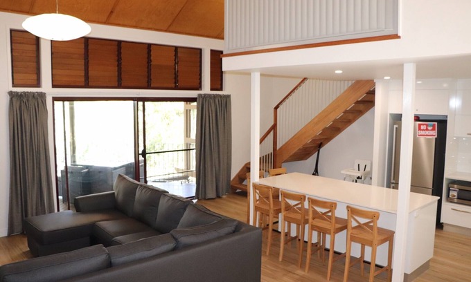 Fraser Island Villa | Blissful Banksia 534 Vistas al mar, 3 dormitorios, 2 baños, 2 terrazas en Kingfisher Bay
