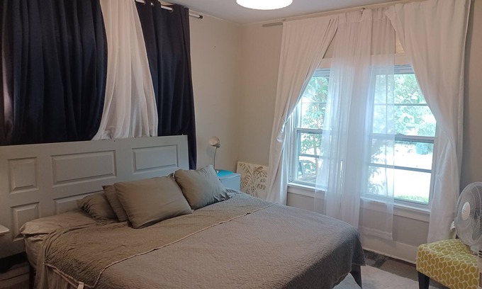 Rochester Casa | Block from Airport, walk to U of R/Strong Hospital, Genesee Valley Park.