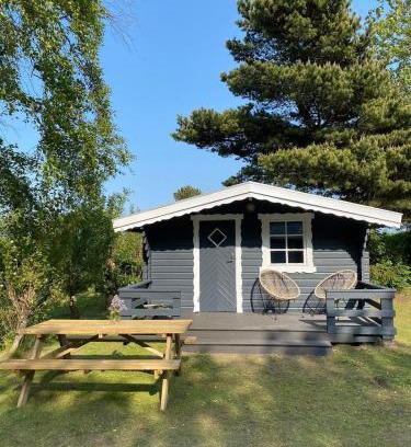 Sonderho Apartamento | Blockhütte Nordsee Tiere Spielplatz