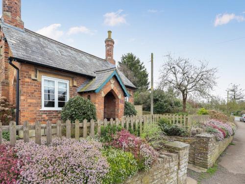Berkeley Casa | Blossom Cottage
