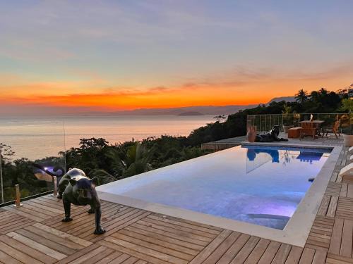 Praia de Itapecerica Casa | Blow Show Casa III Guest House