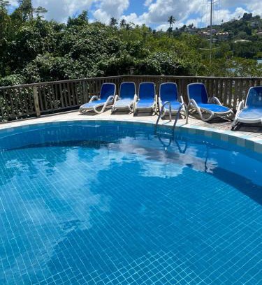 Marigot Bay Apartamento | Blue Bamboo cottage Marigot Bay.