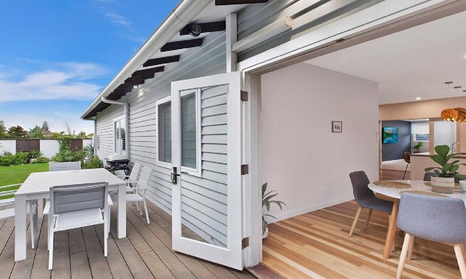 Blue Bay Casa | BLUE BAY COTTAGE - FAMILY FRIENDLY, WALK TO BEACH