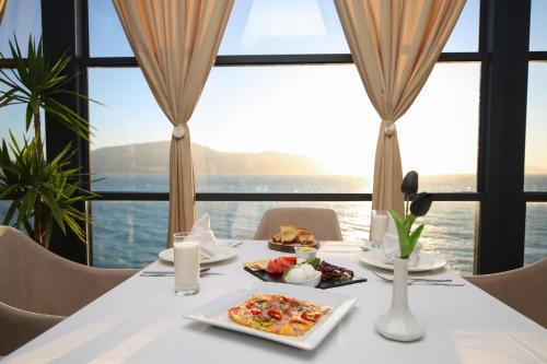 Orikum Hotel | Blue Bay Residence