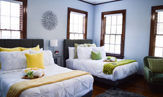 Jackson Casa | Blue Bengal Bungalow 5 mins to Downtown Jackson & 15 mins to Jackson’s Airport
