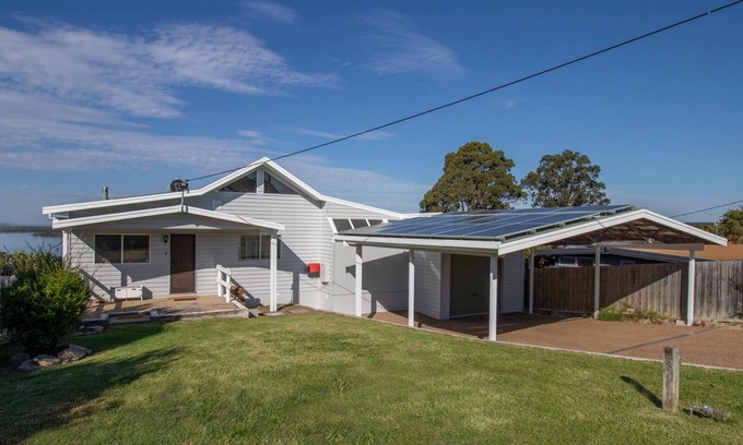 Mallacoota Casa | Blue Bird coastal retreat