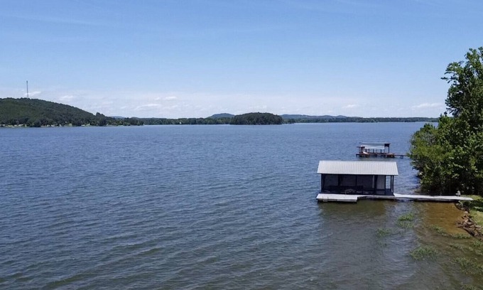 Centre Casa | Blue Bird Haven On Weiss Lake