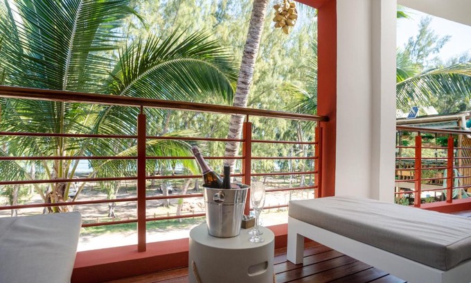 Wolmar Apartamento | Blue Coral Beachfront Penthouse
