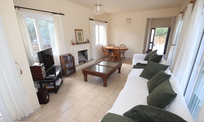 Aglantzia Villa | Blue Door villa with large 10 x 6 pool
