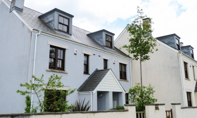 Burry Port Casa | Blue Harbour - Bwthyn y Traeth