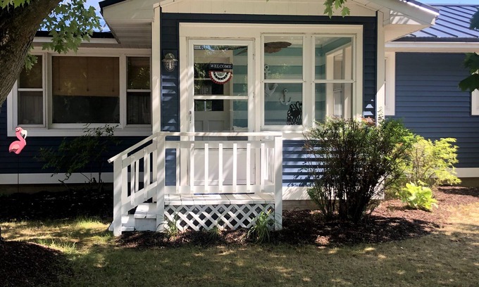 Caseville Casa | Blue Haven Caseville Walking Distance to Town, Beach, and best of all the DQ!