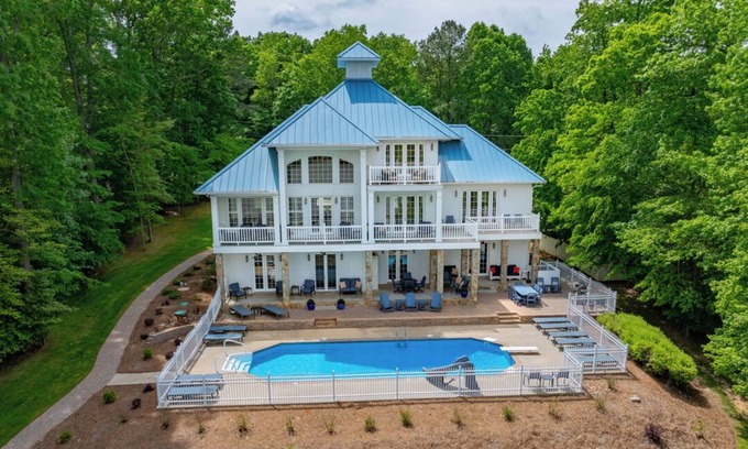 Morristown Casa | Blue Heaven
