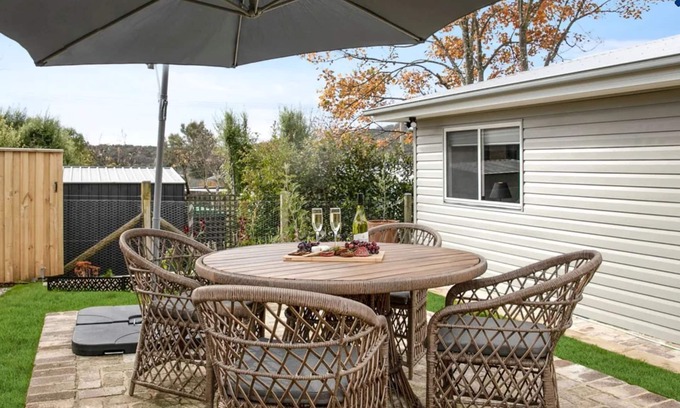 Mittagong Cabaña | Blue Hen – A charming and central cottage