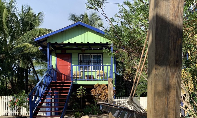 Hopkins Cabina | Cabaña Blue Hole - All Seasons Guest House