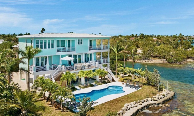 Sugarloaf Shores Casa | **BLUE HORIZON @ SUGARLOAF SHORES** Waterfront Home & Pool + LAST KEY SERVICES…