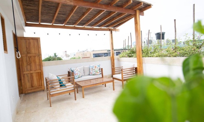 Castillogrande Casa | Blue House Castillo View Private Jacuzzi