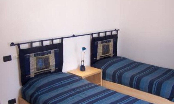 Macari Villa | distancia de la casa azul