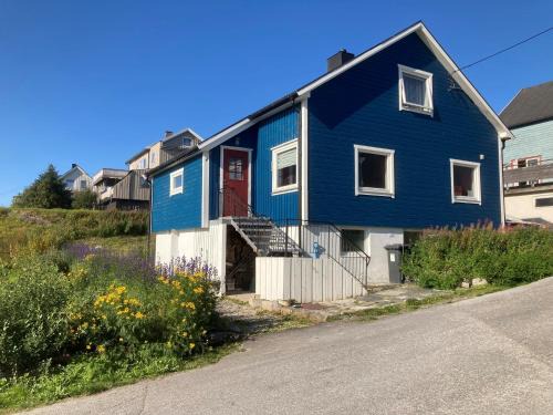 Mehamn Apartamento | Blue House I at the end of the World