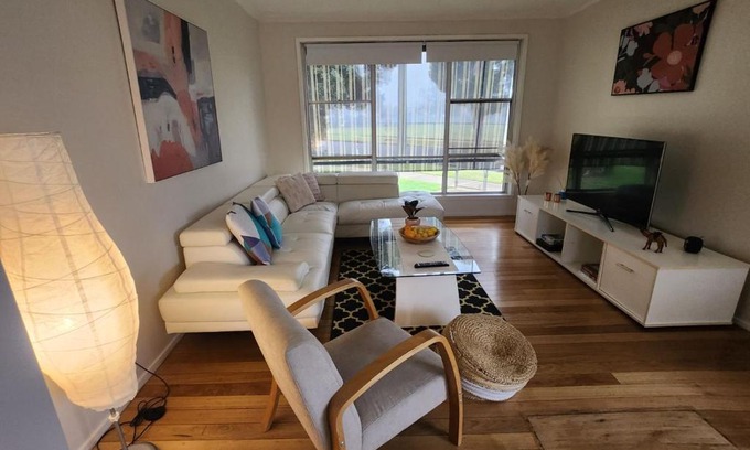 Cobram Casa | Blue House on Murray River