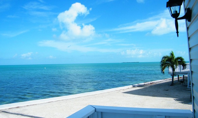 Marathon Cabaña | Blue Isle Gem II- Gulf of America in the front yard