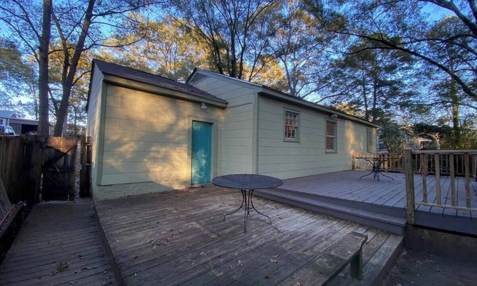 Fondren Casa | Blue Jay House in North Fondren - Comfortable & quiet 2 BR / 1 BA