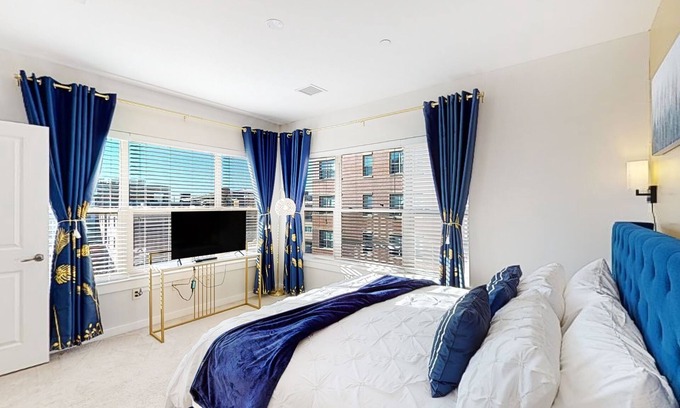 Malden Apartamento | Blue King & Queen Near Train.