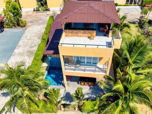 Klong Son Villa | Blue Lion Small Pool Villa - by KohChangVillas