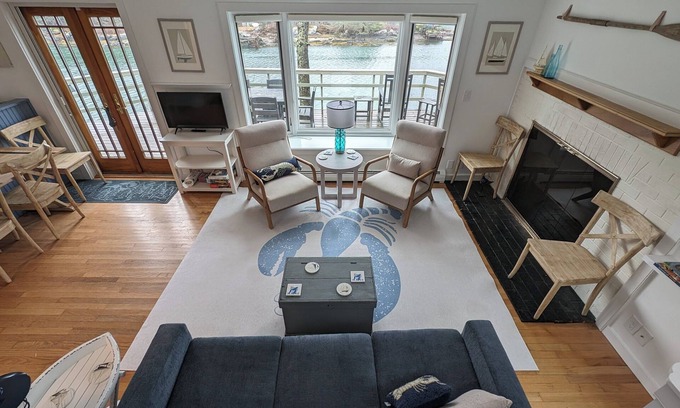 Sebascodegan Island Casa | Blue Lobster! 2-bedroom house with Heat, AC, Deck and Seasonal Dock in Harpswell