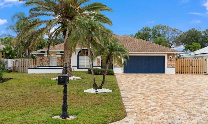 Willoughby Acres Casa | Blue Oasis at Naples! The Perfect Getaway w/ Heated Pool!