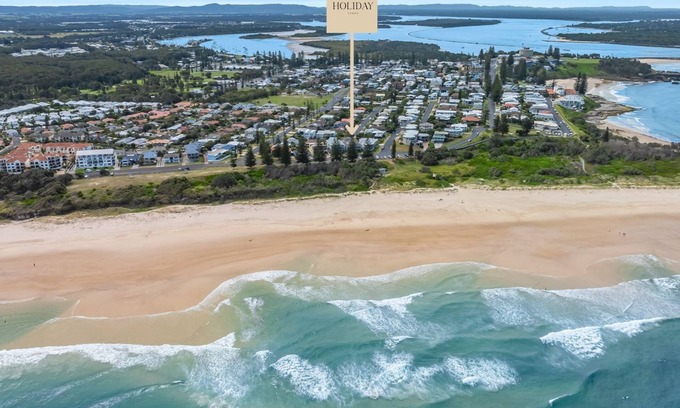 Yamba Apartamento | Blue Pacific 3 | Views Across Pippi Beach