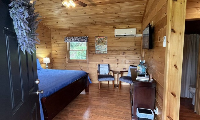 Floyd Cabina | Blue Ridge Bound Cabin 326