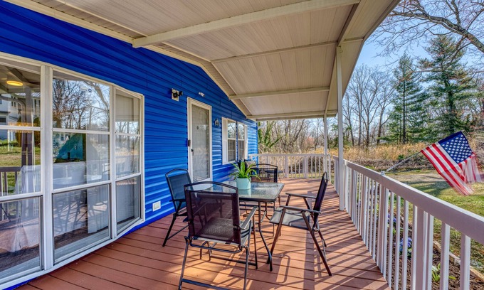 Asheville Casa | Blue Ridge Haven: Close: 5 mins to Biltmore House & 10 mins to Downtown