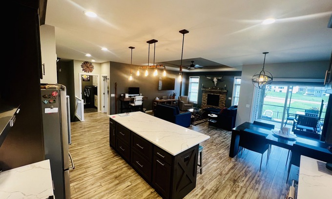 Madison Casa | Blue Ridge Home - Featuring 4 King Beds & 1 Queen Bed - Comfort/Luxury Awaits