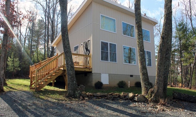 Floyd Casa | Blue Rock Escape by BMG
