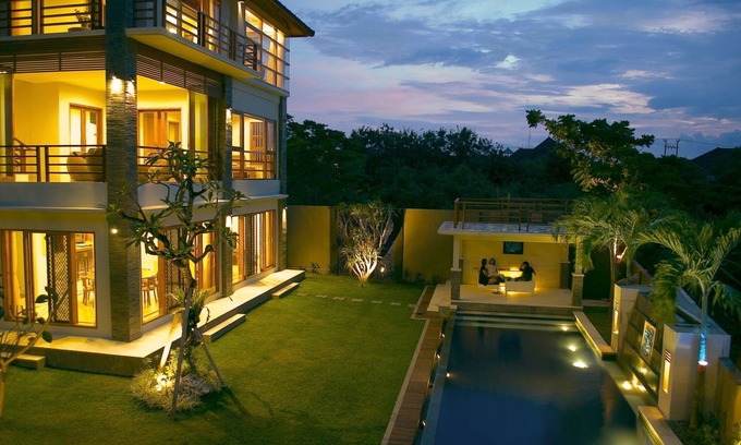 Uluwatu Villa | Blue Rose Villa