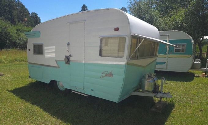 Saddlestring Casa | Blue Shasta, Rustic Blue Shasta RV
