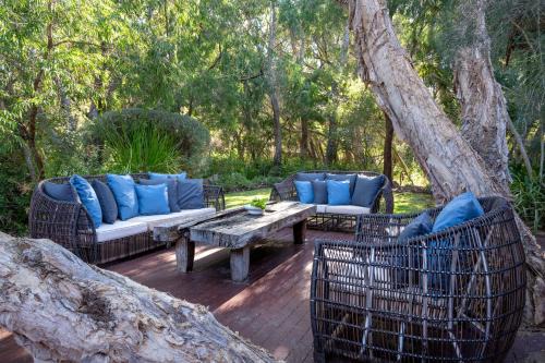 Naturaliste Casa | Blue Skies I Private Properties
