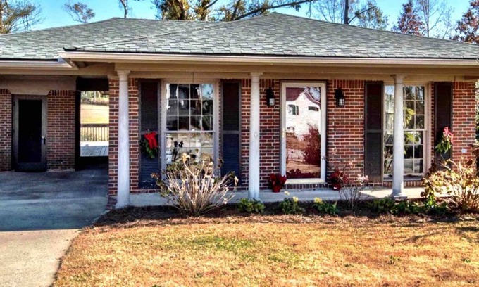 Newnan Casa | Blue Skies!
