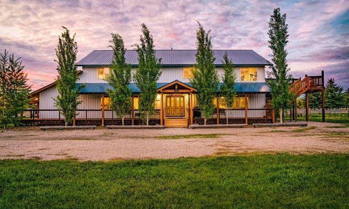 Victor Casa | Blue Spruce Inn 1. 25 acres vistas a la montaña 6 camas 6. 5 baños 4,040 pies cuadrados - 2 cocinas